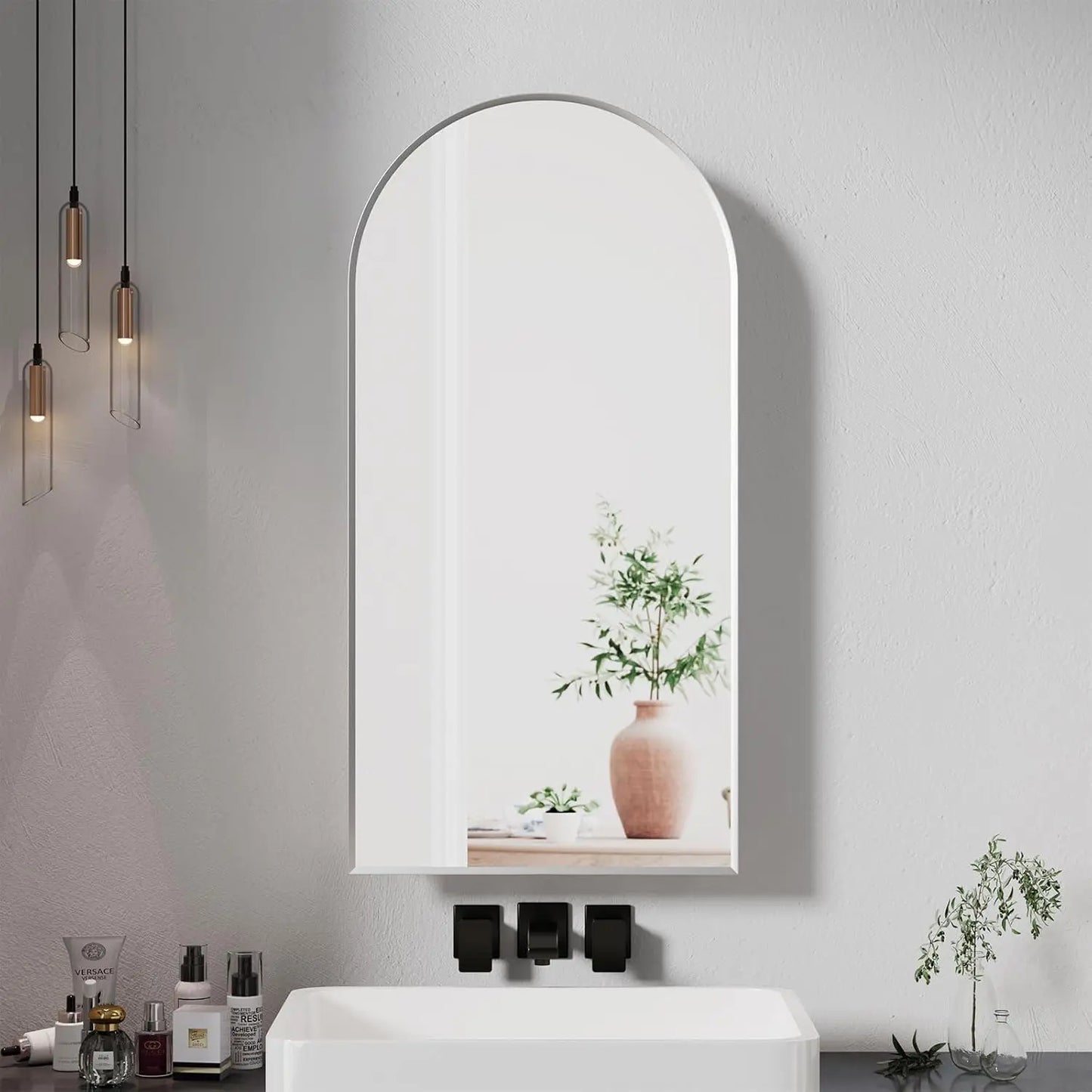 Medicine cabinet with mirror