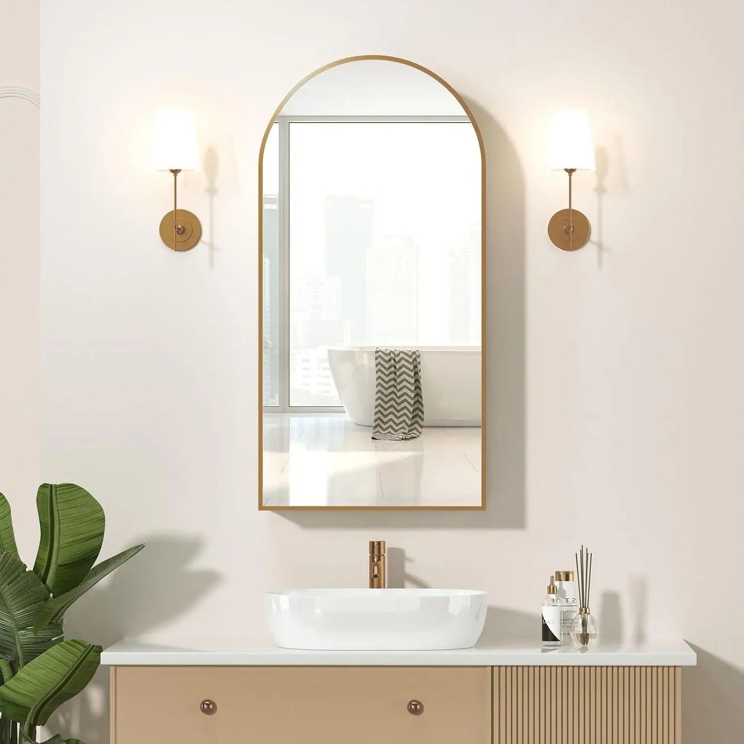 Medicine cabinet with mirror