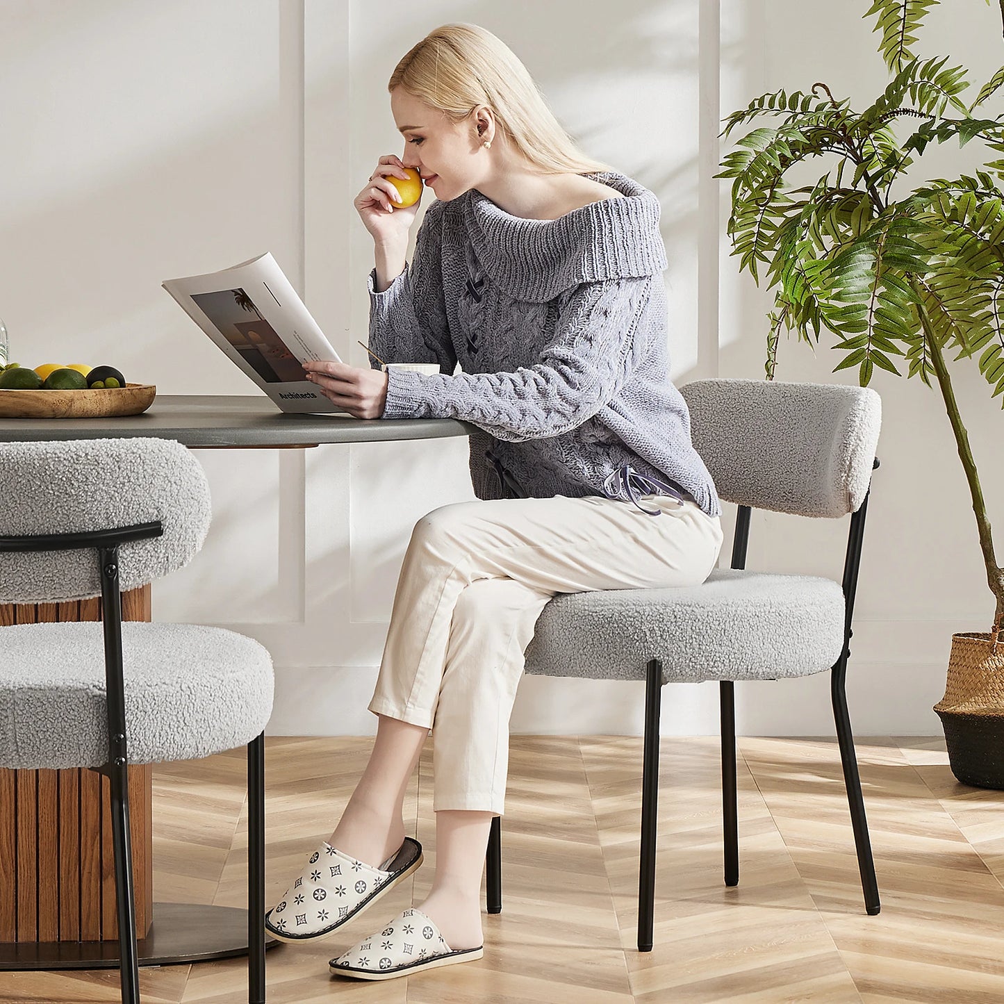 Ergonomic Round Dining Chairs Set